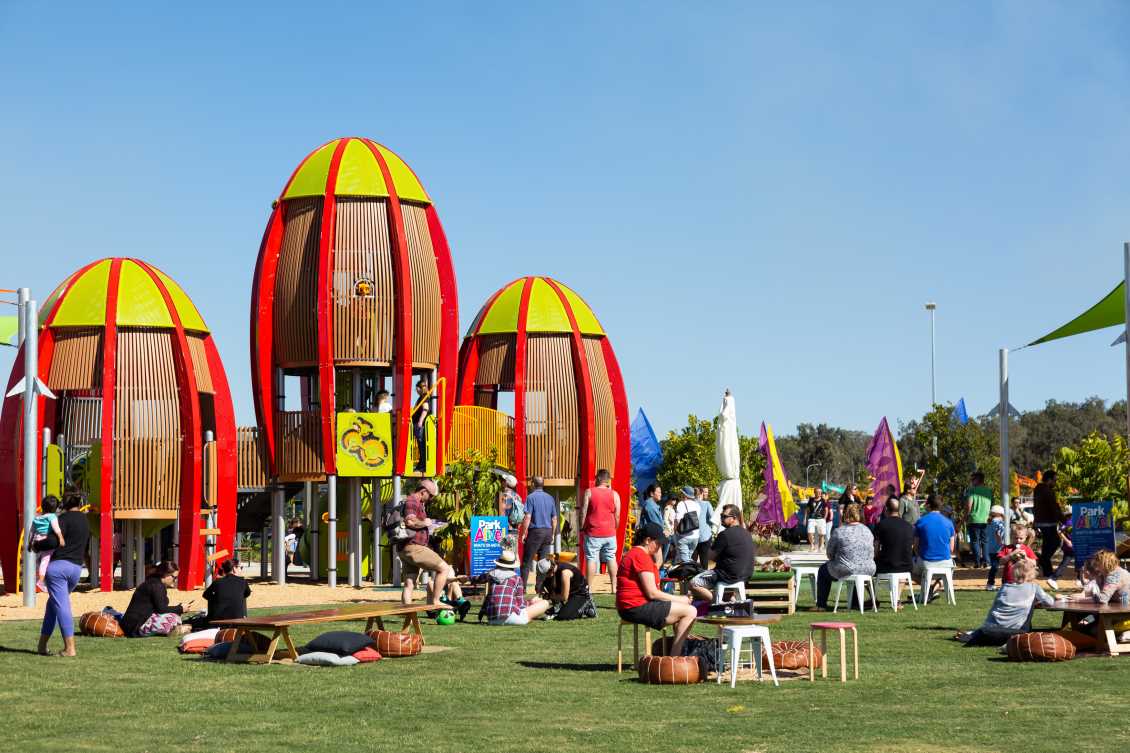 四川主题乐园定制：大型游乐场游乐设备对孩子的成长有哪些好处？