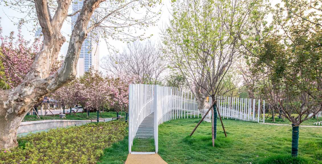 四川非标定制滑梯:如何保养不锈钢滑梯?