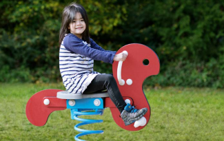 影响四川游乐设备使用寿命的因素